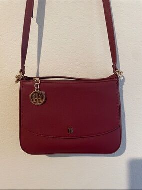 Tommy Hilfiger Burgundy Crossbody Bag with Gold Charm